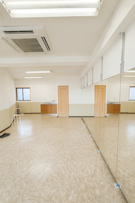 ダンススタジオ・ミンスタ熊谷駅前店-2