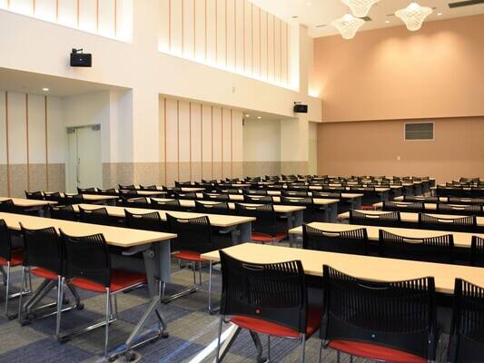 リロの会議室　池袋 9Fホール-2