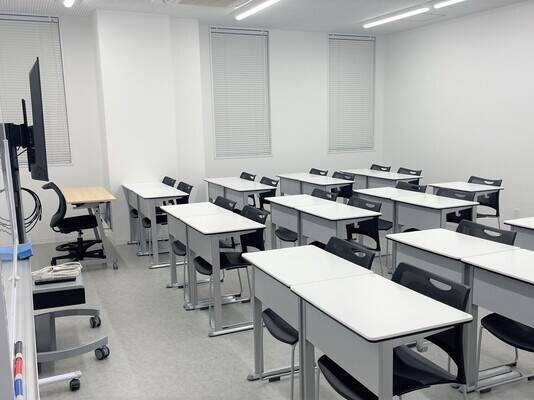 リロの会議室　池袋 607-1