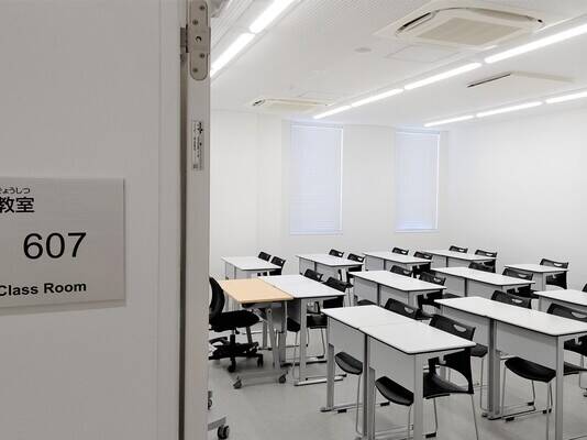 リロの会議室　池袋 607-2