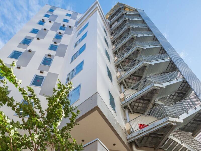 リロの会議室　池袋　802+803+804 -5