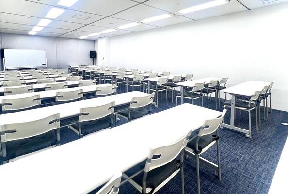 スタンダード会議室　大阪梅田店　A会議室-2