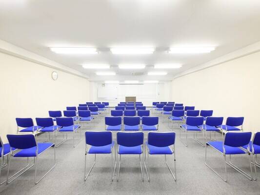 リロの会議室　飯田橋　会議室C-2