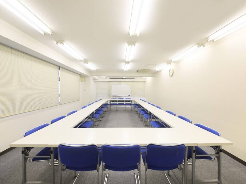 リロの会議室　飯田橋　会議室E-2