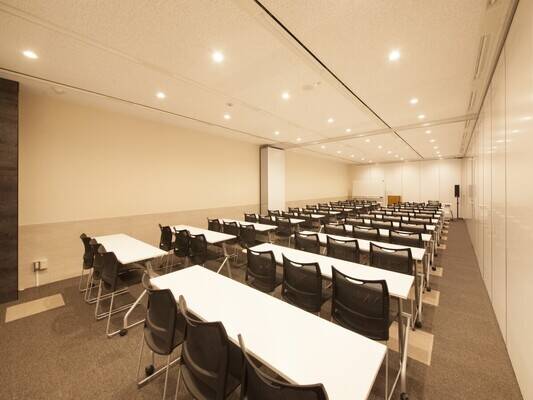 リロの会議室　コンフォート新宿会場　RoomD+E-1