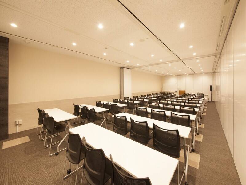 リロの会議室　コンフォート新宿会場　RoomD+E-1