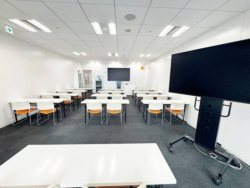 大阪会議室　mediST セミナールーム-1