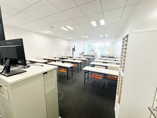 大阪会議室　mediST セミナールーム-3