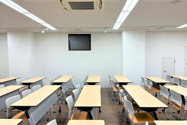 リロの会議室　Forum S+ 西新橋-3