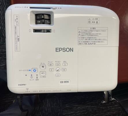 新東海学院 B室-3