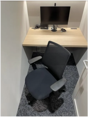 オンラインMTGに最適　大宮駅西口　一人用完全個室R26-2