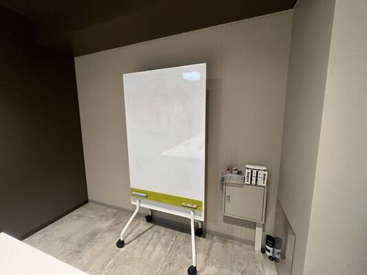 8人用会議室_大雅ビル3階-2