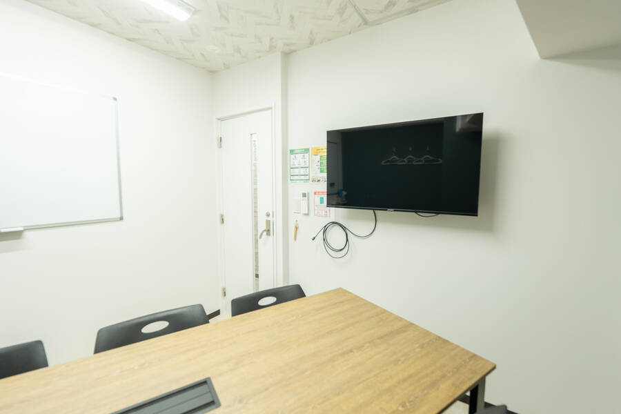 6名用会議室【山】-2