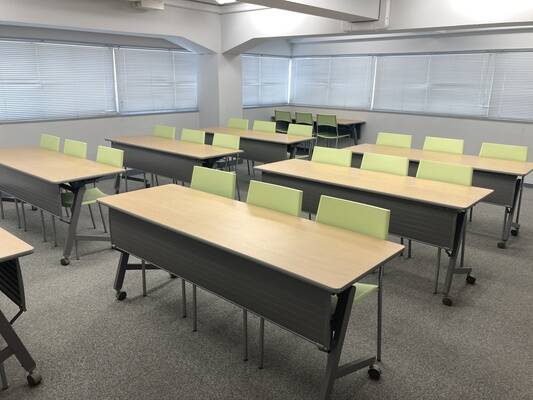 リロの会議室　Forum S サンブリヂ新橋ビル-3