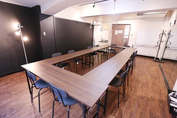 リンクスペース神田A(ダンスもできる貸会議室)-1