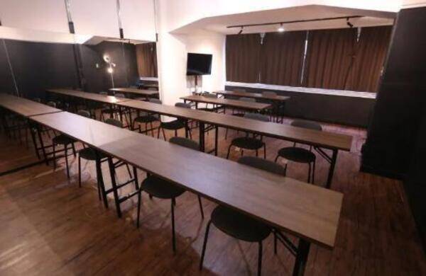 リンクスペース神田A(ダンスもできる貸会議室)-2