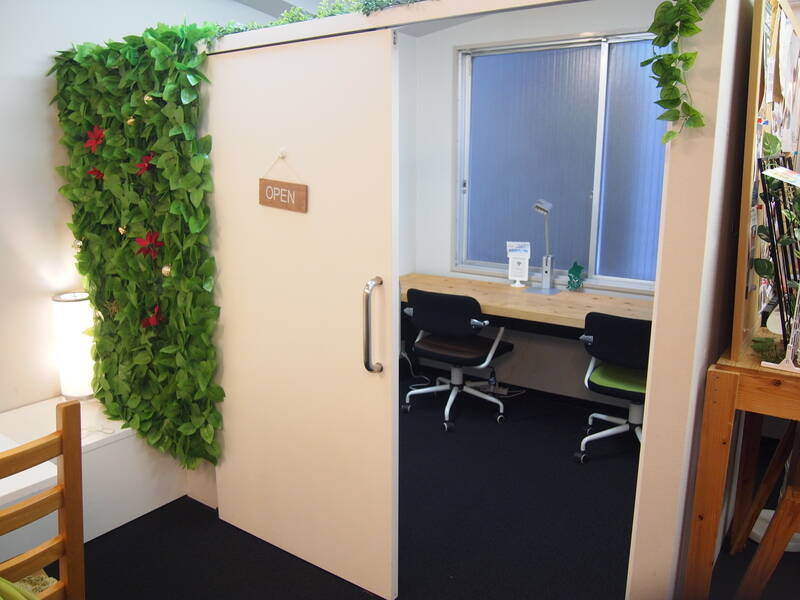 【ROUGH LABO TECH扇町】コワーキング個室ブース-11