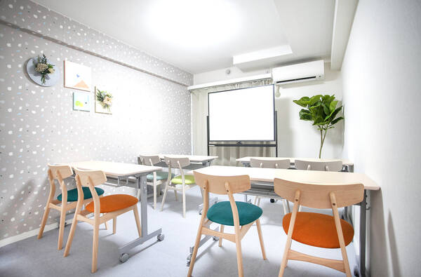 池袋FRIENDS会議室サンフラワー1-2