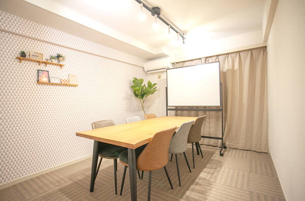 池袋FRIENDS会議室サンフラワー2-1