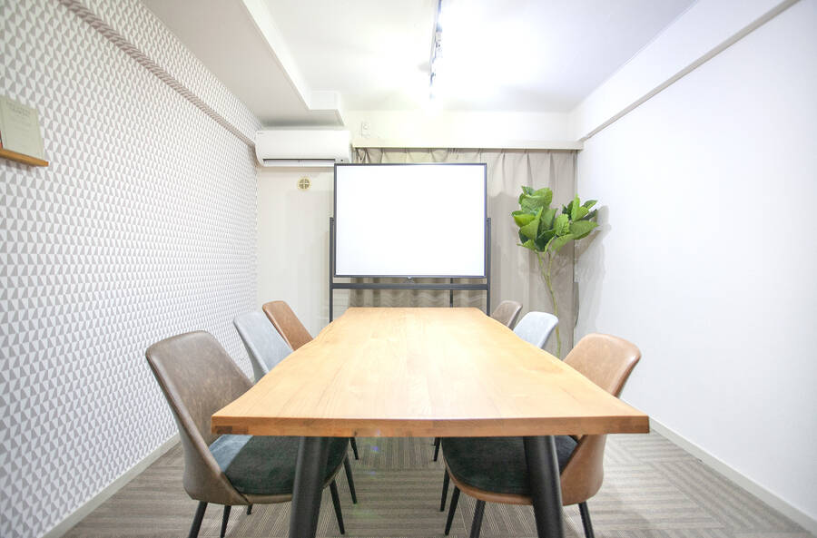 池袋FRIENDS会議室サンフラワー2-15