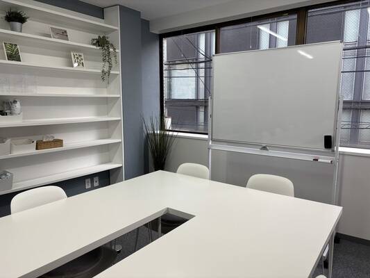 Bee-Room 神保町-2