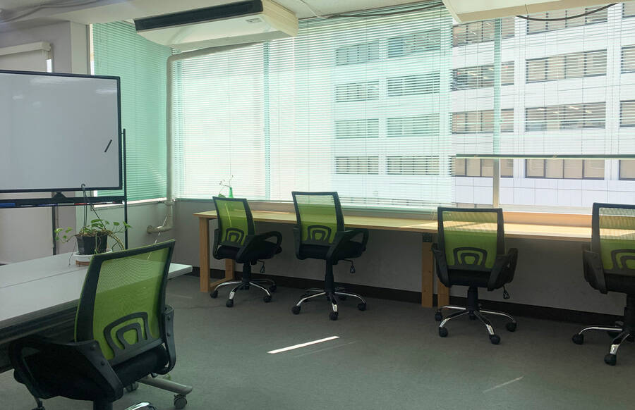 【レンタルスペース】【スペイシー】貸会議室 熊谷駅 1名の画像