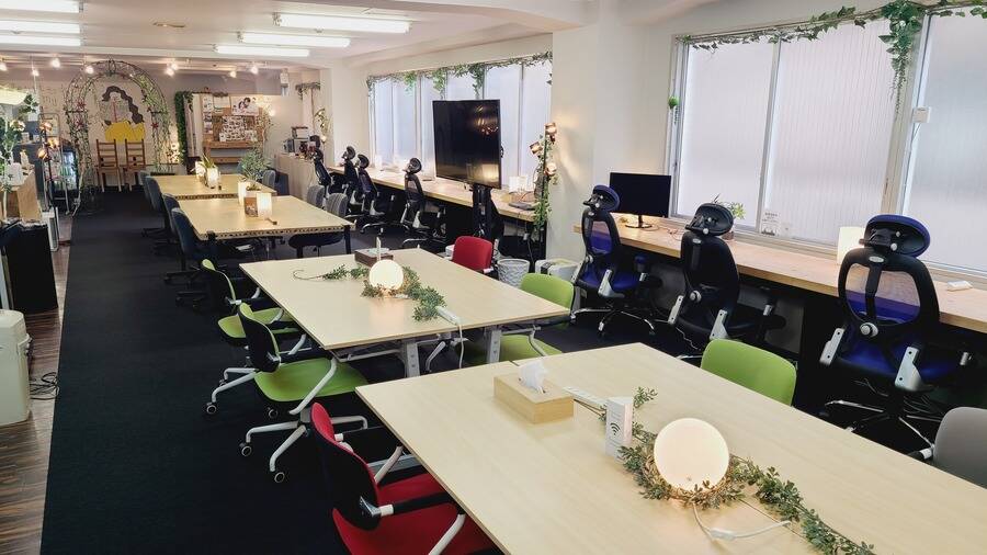 【ROUGH LABO TECH扇町】 オープン席1DAY利用/B-8