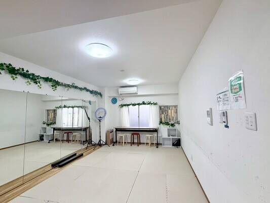 VILLENT梅田ダンススタジオ402-2