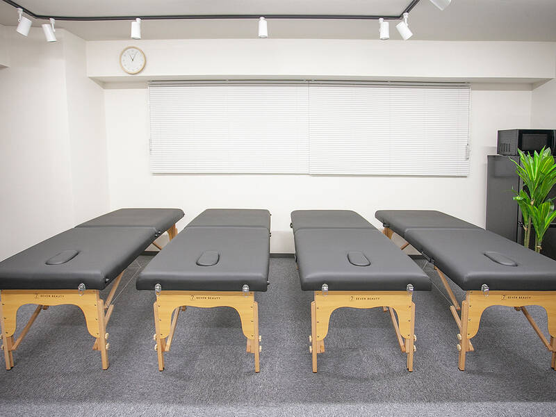 ROOMs淡路町店　第1会議室-2