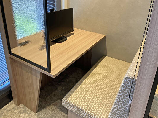 H1T霞ケ関 BOX 02(1名)-1