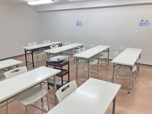 高崎白銀ビル貸会議室 第四会議室-3