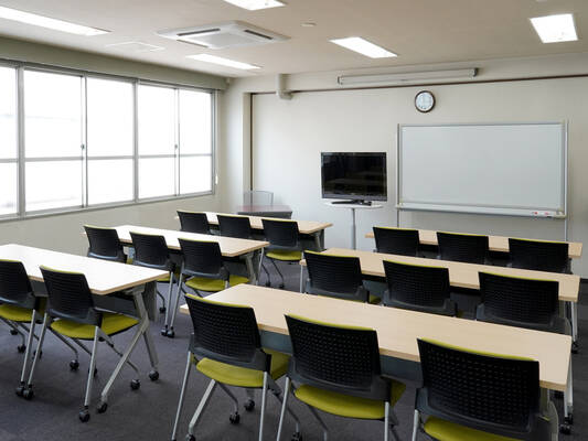 ミヤケインダストリー会議室【第一会議室】-1