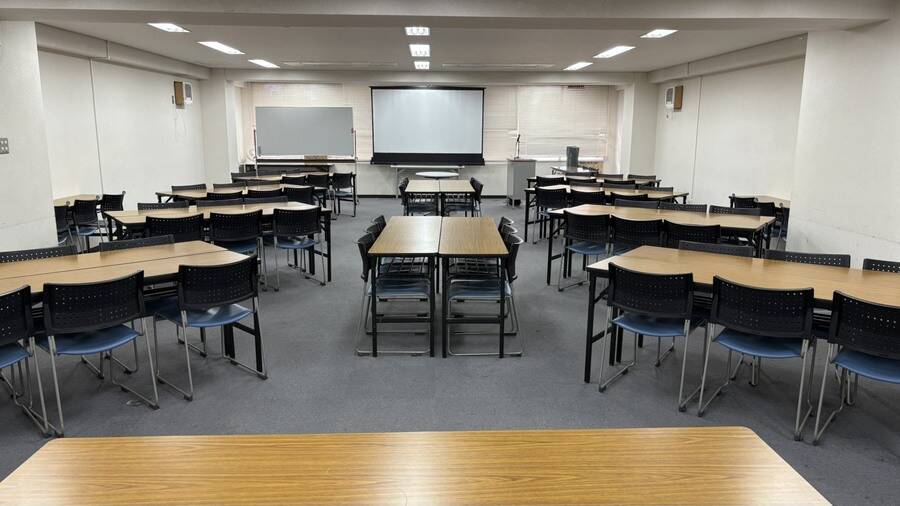 ＳＭＧ貸し会議室　近商ビル10階Ａ室-38