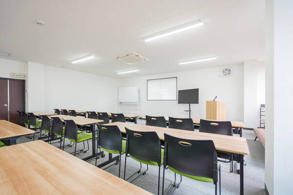 Brain会議室　新大阪-3