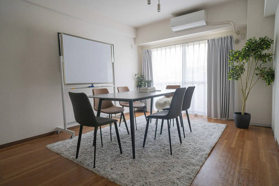 【レンタルスペース】【スペイシー】貸会議室 花畑町駅 6名の画像