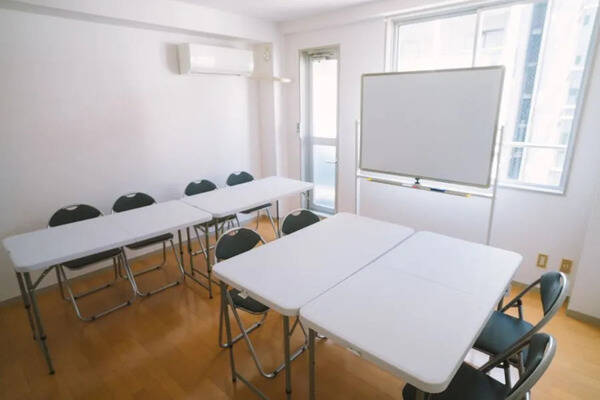 薬院駅最寄り貸会議室-1