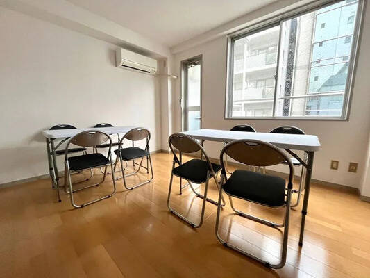 薬院駅最寄り貸会議室-2