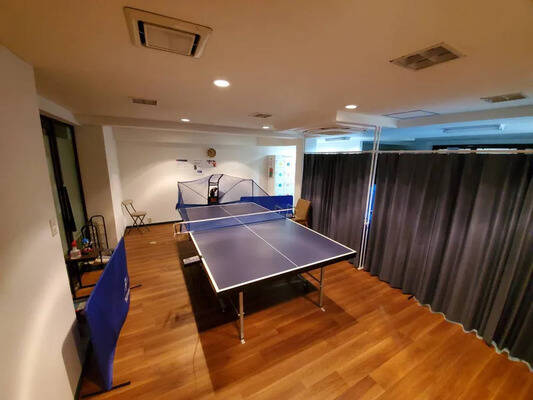 卓トレ府中店-1