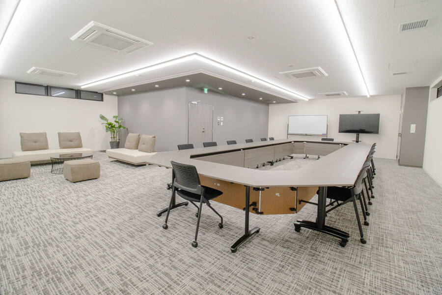 ふれあい貸し会議室 Premium トヨタレンタリース博多駅前S-1