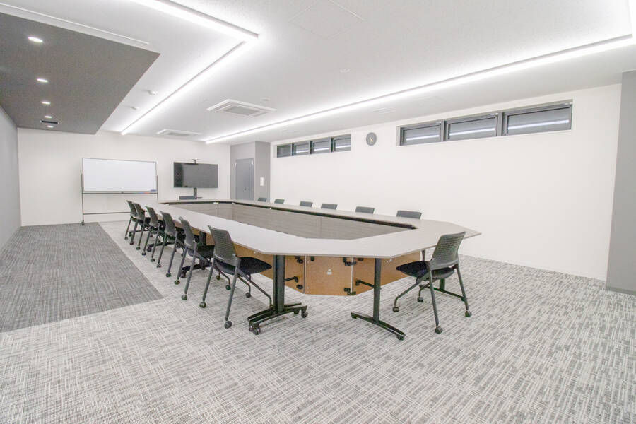 ふれあい貸し会議室 Premium トヨタレンタリース博多駅前S-4
