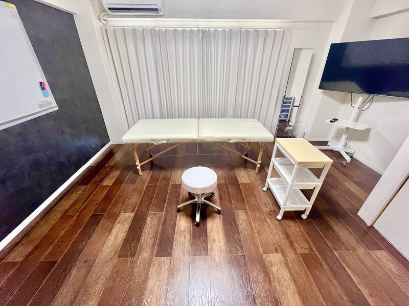 ＜オレンジ会議室 通町筋＞-13