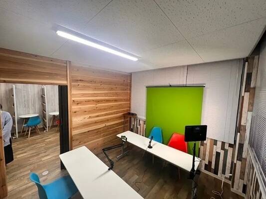 オレンジワーク緑地公園店内「撮影スタジオB/C 2部屋占有」-3