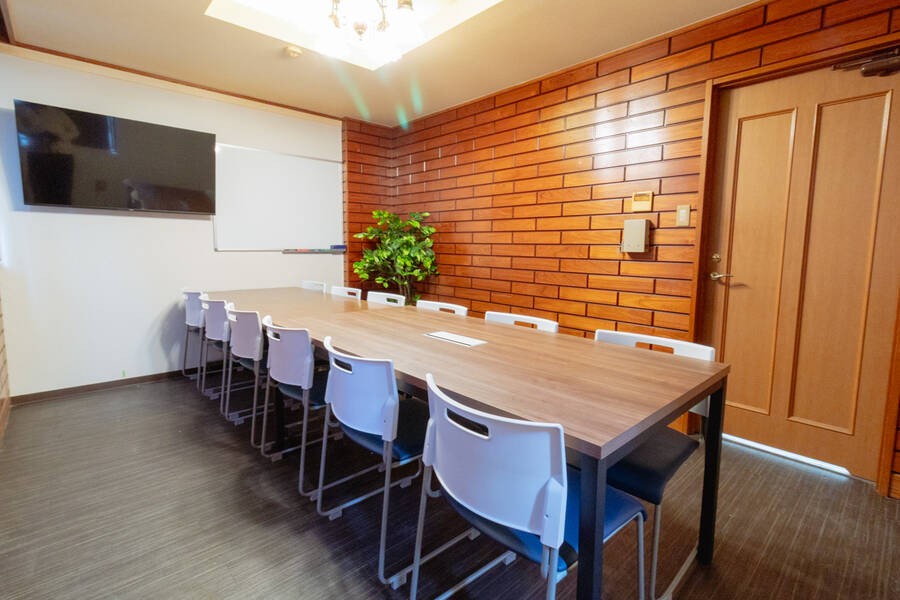 【レンタルスペース】【スペイシー】貸会議室 広島駅 12名の画像