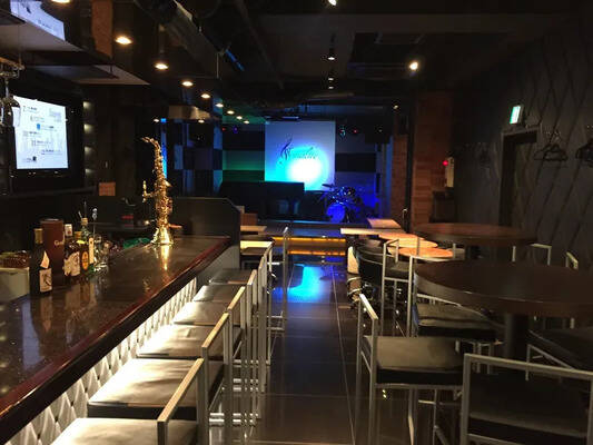 LIVE BAR赤坂Tonalite (トナリテ)-2