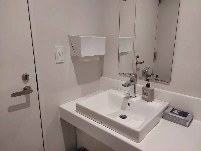 BasisPoint西新宿店 1名用鍵付き完全個室A-13