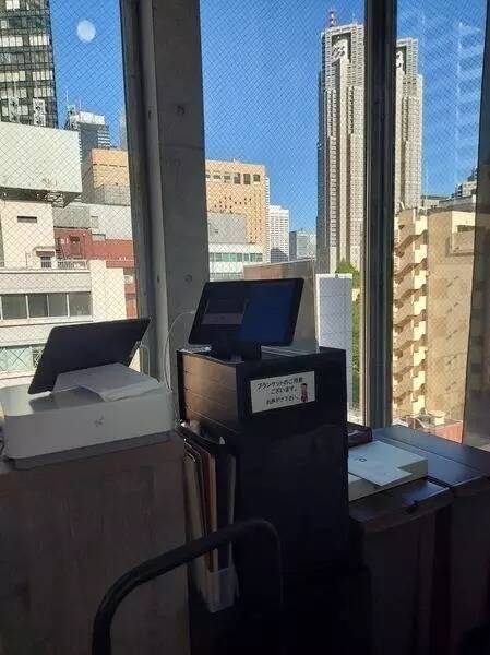 BasisPoint西新宿店 1名用鍵付き完全個室A-9