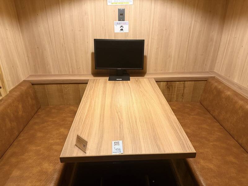 BasisPoint五反田店 4名BOX席A-3