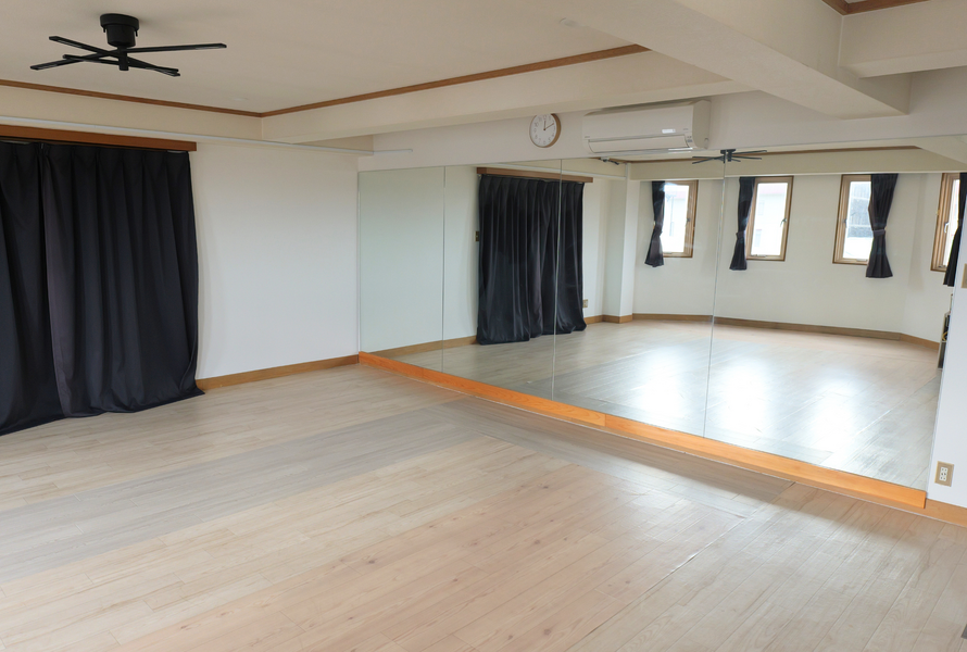RENA YOGA-2