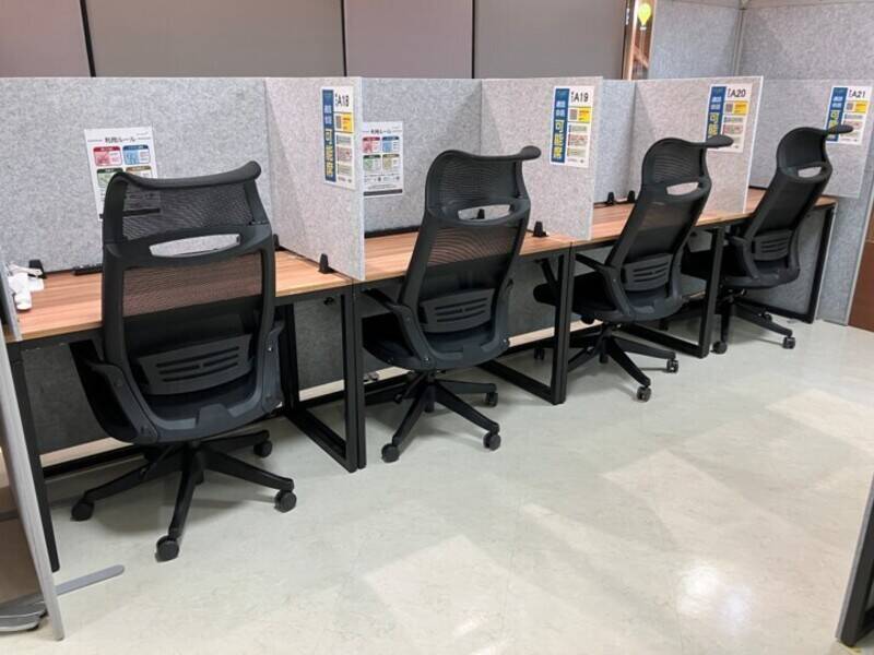 【レンタルスペース】【スペイシー】貸会議室 和歌山駅 1名の画像