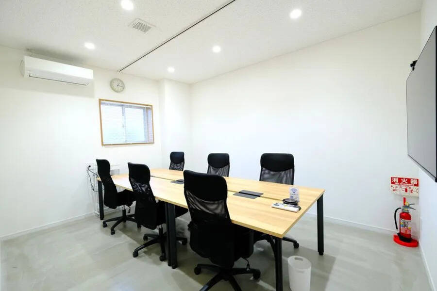 【レンタルスペース】【スペイシー】貸会議室 6名の画像